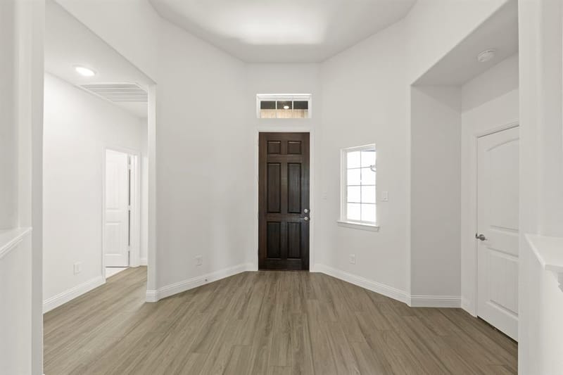 801 Trinity Street, Van Alstyne TX 75495 - Photo 2