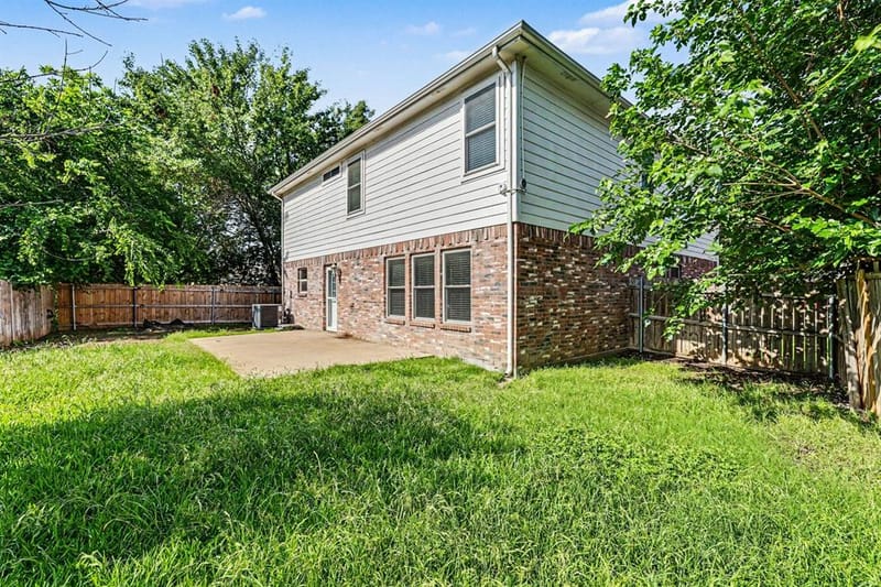 4030 Holly Leaf Court, Dallas TX 75212 - Photo 38