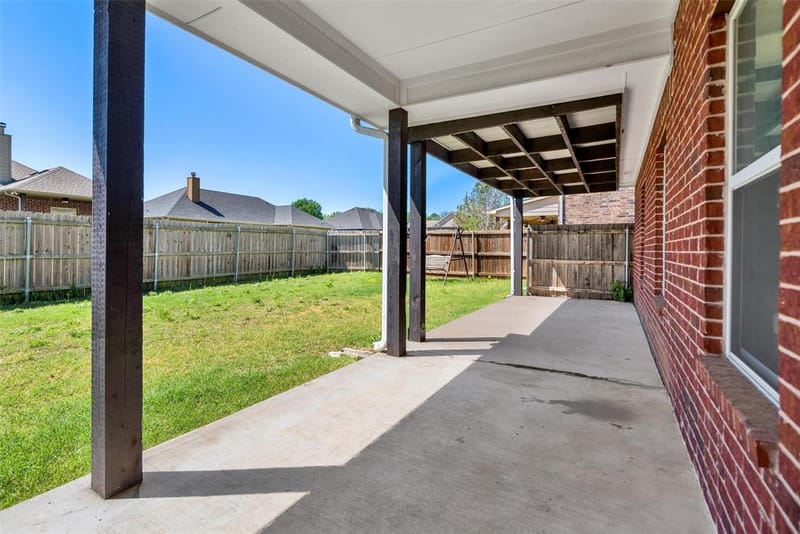 105 Ashlyn Court, Whitesboro TX 76273 - Photo 18
