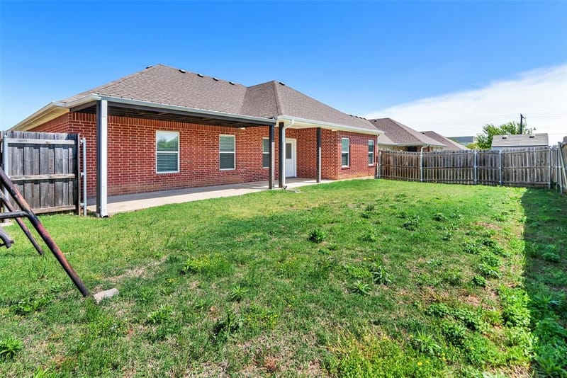 105 Ashlyn Court, Whitesboro TX 76273 - Photo 19
