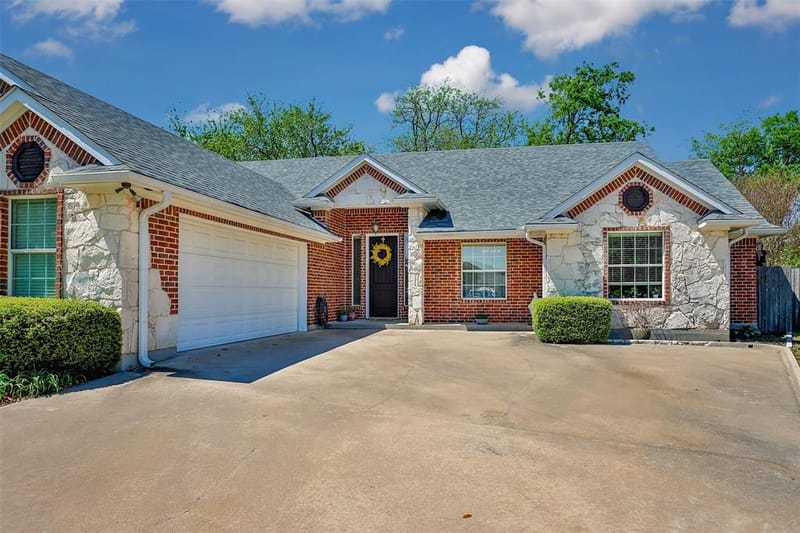 116 Ashlyn Court, Whitesboro TX 76273 - Photo 15