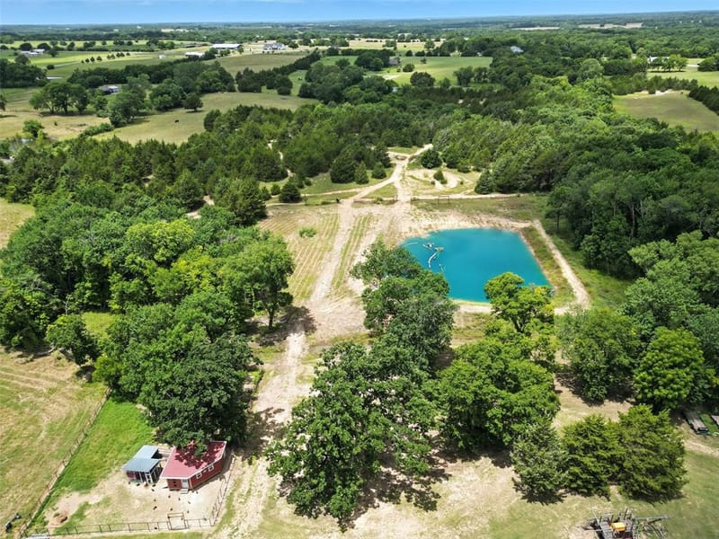 3823 State Highway 11, Bonham TX 75418