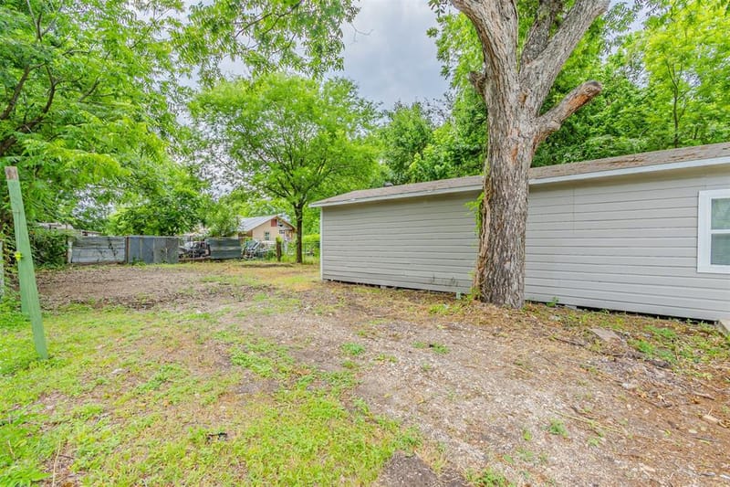 808 N Montgomery Street, Sherman TX 75090 - Photo 32