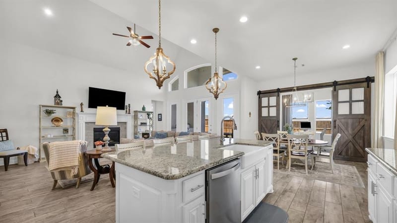 1709 Roundtree Circle E, Fort Worth TX 76008 - Photo 13