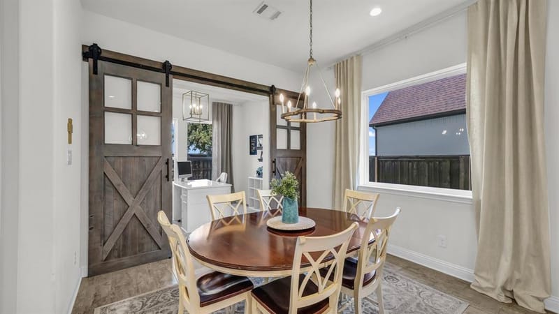 1709 Roundtree Circle E, Fort Worth TX 76008 - Photo 10