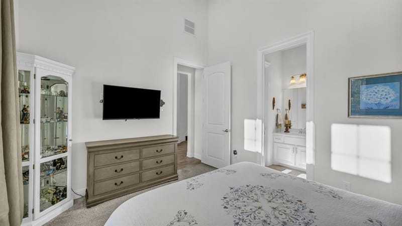 1709 Roundtree Circle E, Fort Worth TX 76008 - Photo 18