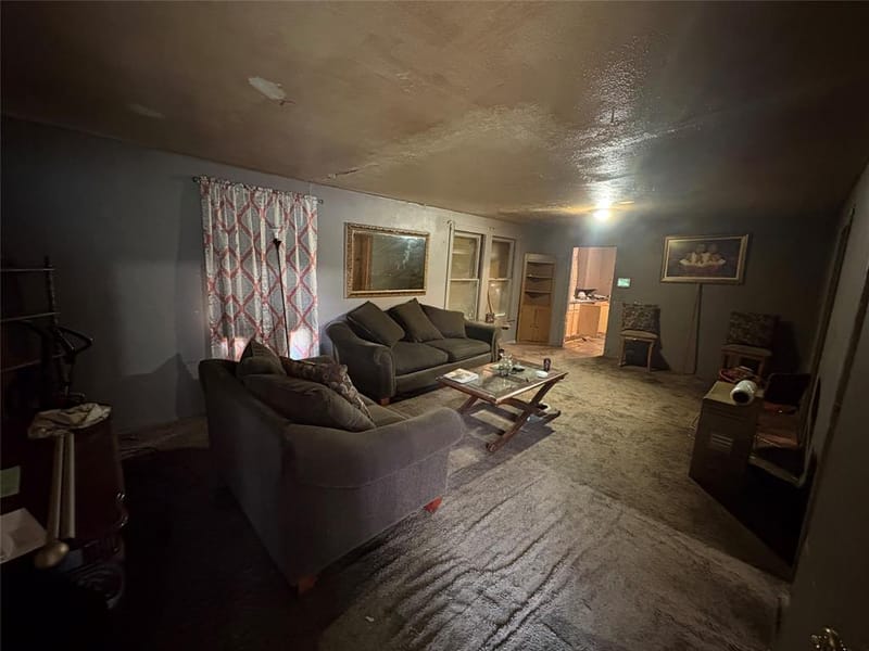 2912 Warren Avenue, Dallas TX 75215 - Photo 2