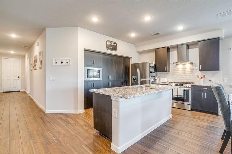 928 Ridgehurst Drive, Godley TX 76044 - Photo 10