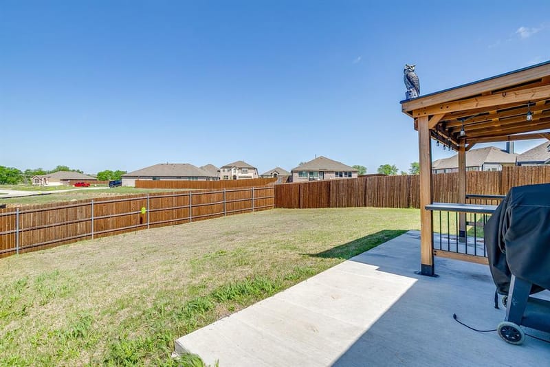 928 Ridgehurst Drive, Godley TX 76044 - Photo 37