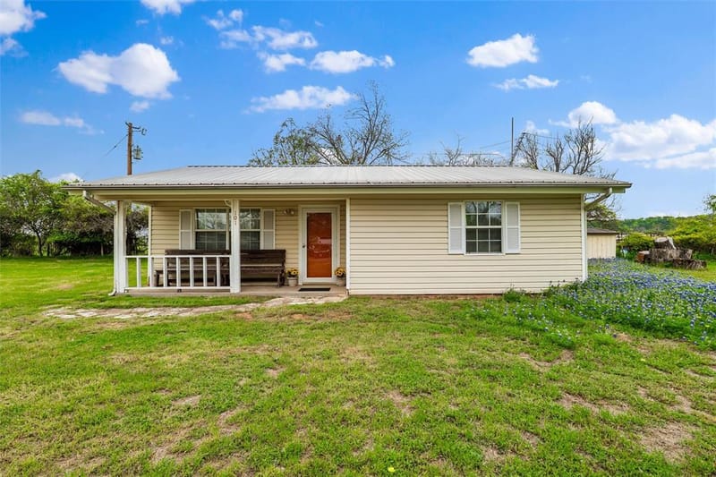 101 S Frio Court, Weatherford TX 76087 - Photo 3