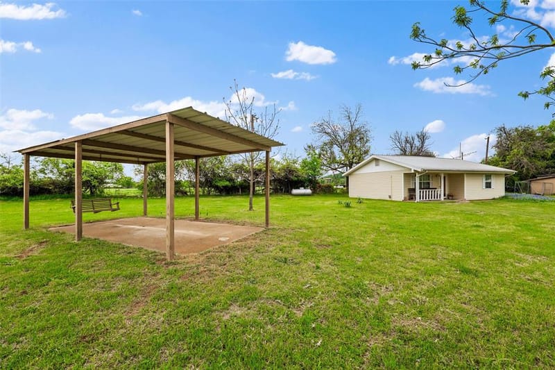 101 S Frio Court, Weatherford TX 76087 - Photo 8