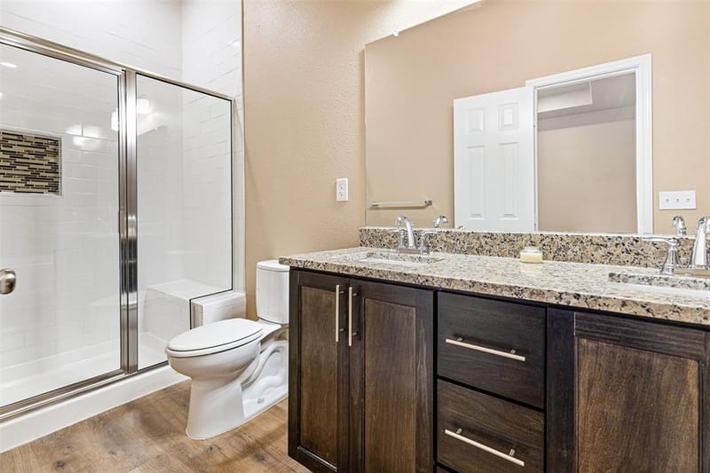 413 Henderson Street, Bonham TX 75418 - Photo 21