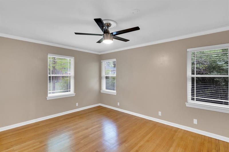 9528 Ash Creek Drive, Dallas TX 75228 - Photo 23