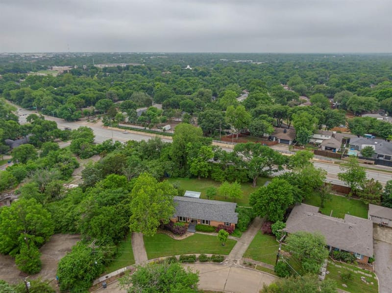 9528 Ash Creek Drive, Dallas TX 75228 - Photo 32