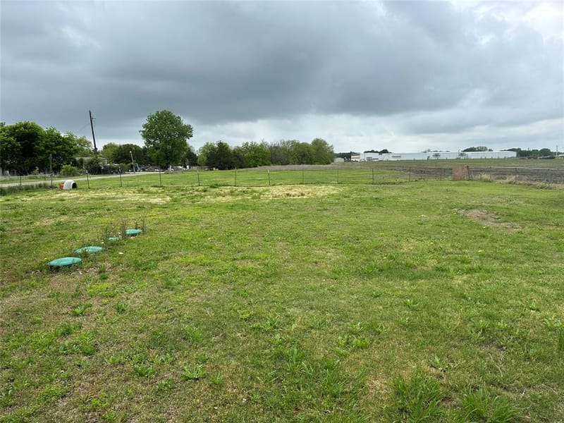 7910 County Road 392, Princeton TX 75407 - Photo 6