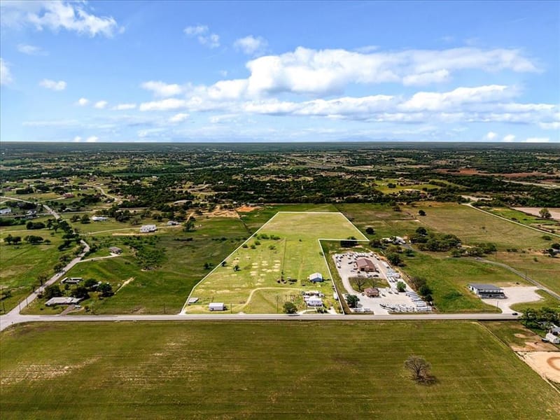 806 Dennis Road, Weatherford TX 76087 - Photo 2
