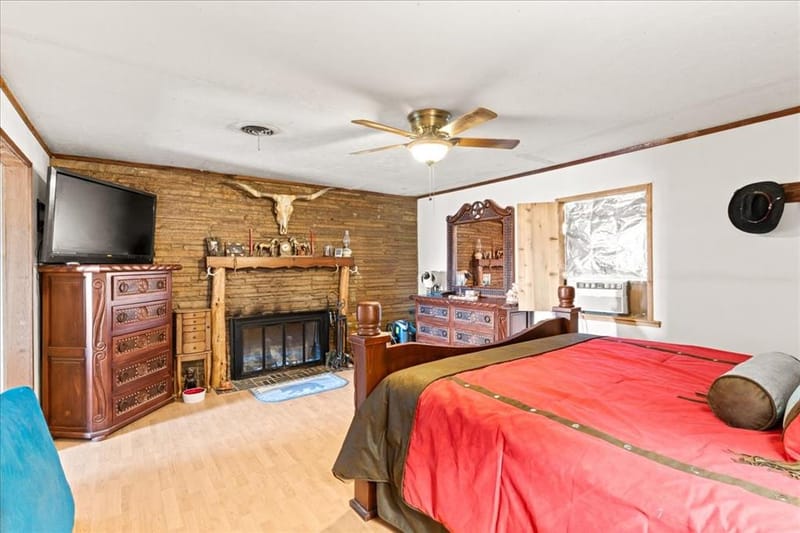 806 Dennis Road, Weatherford TX 76087 - Photo 14