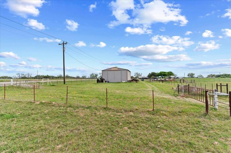 806 Dennis Road, Weatherford TX 76087 - Photo 19