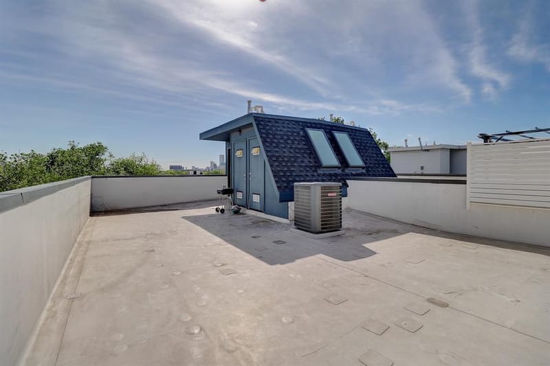 183 S Prairie Avenue, Dallas TX 75226 - Photo 22