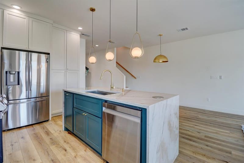 183 S Prairie Avenue, Dallas TX 75226 - Photo 14