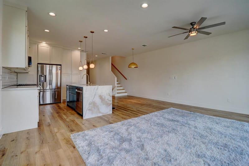 183 S Prairie Avenue, Dallas TX 75226 - Photo 19