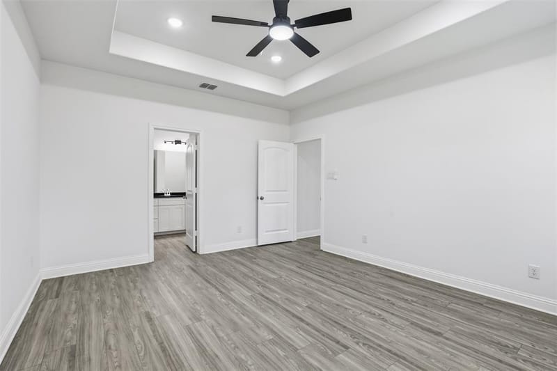 2611 Hunting Drive, Fort Worth TX 76119 - Photo 9