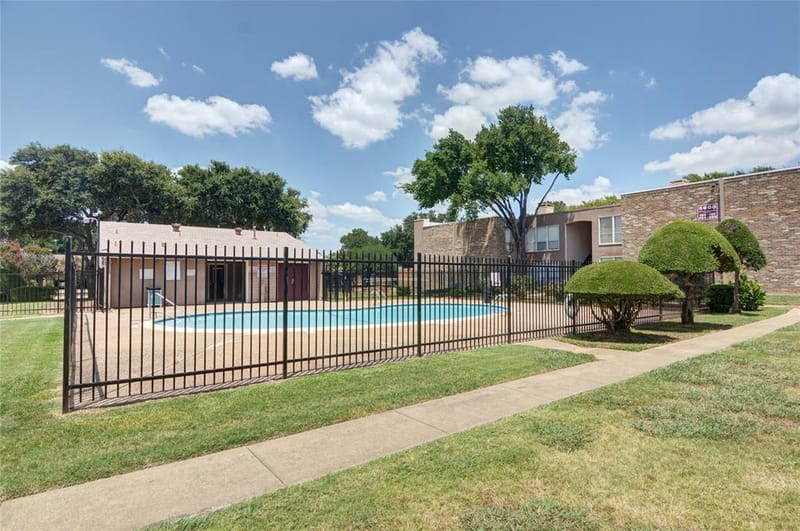 5516 Boca Raton Boulevard # 321, Fort Worth TX 76112 - Photo 23