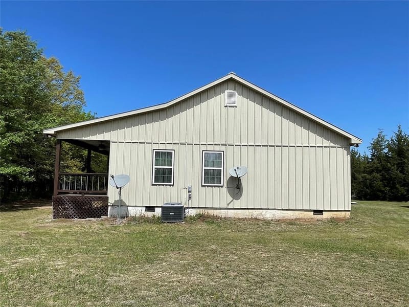 2110 County Road 1220, Savoy TX 75479 - Photo 6
