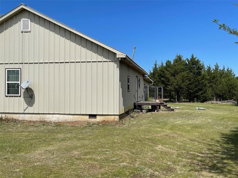 2110 County Road 1220, Savoy TX 75479 - Photo 7