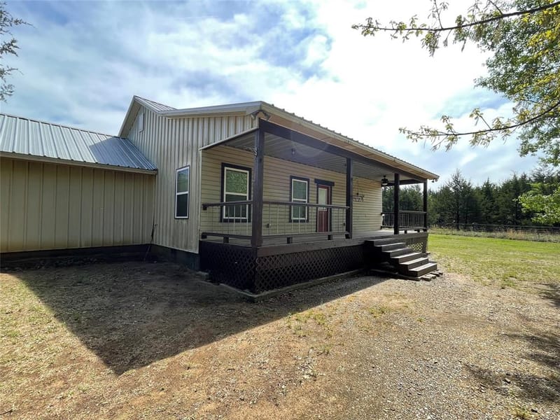 2110 County Road 1220, Savoy TX 75479 - Photo 3