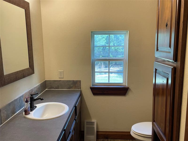 2110 County Road 1220, Savoy TX 75479 - Photo 24