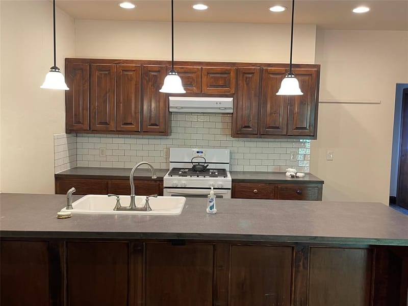 2110 County Road 1220, Savoy TX 75479 - Photo 11