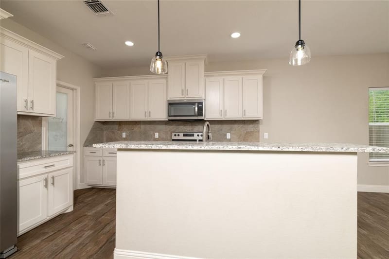 405 Titus Drive, Springtown TX 76082 - Photo 20