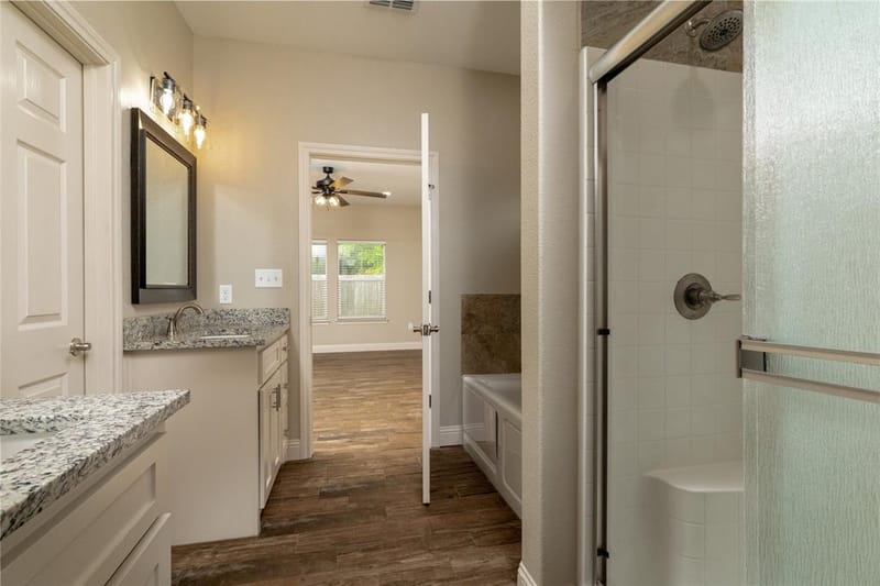 405 Titus Drive, Springtown TX 76082 - Photo 31