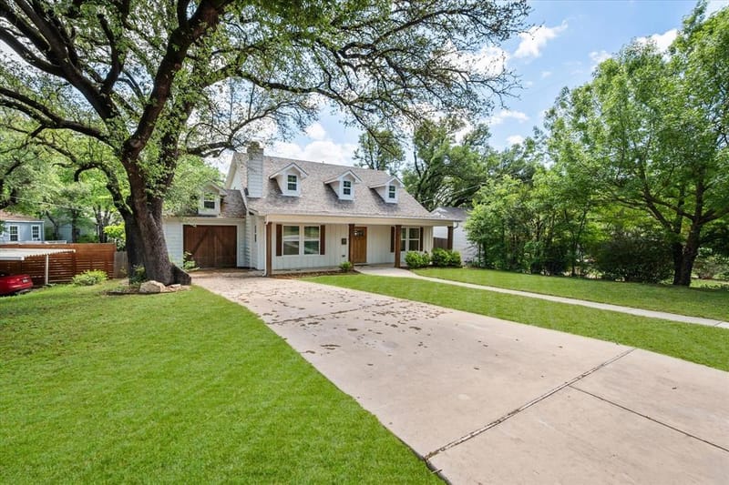2158 Morning Glory Avenue, Fort Worth TX 76111 - Photo 6