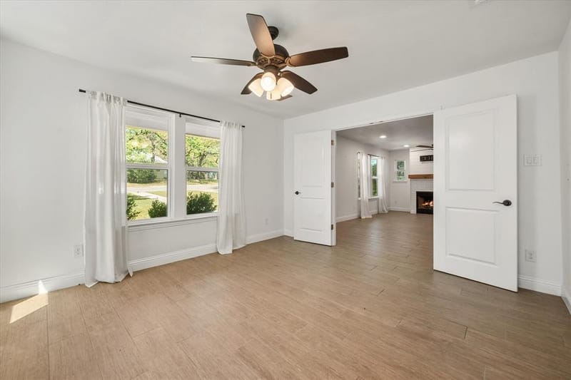 2158 Morning Glory Avenue, Fort Worth TX 76111 - Photo 12