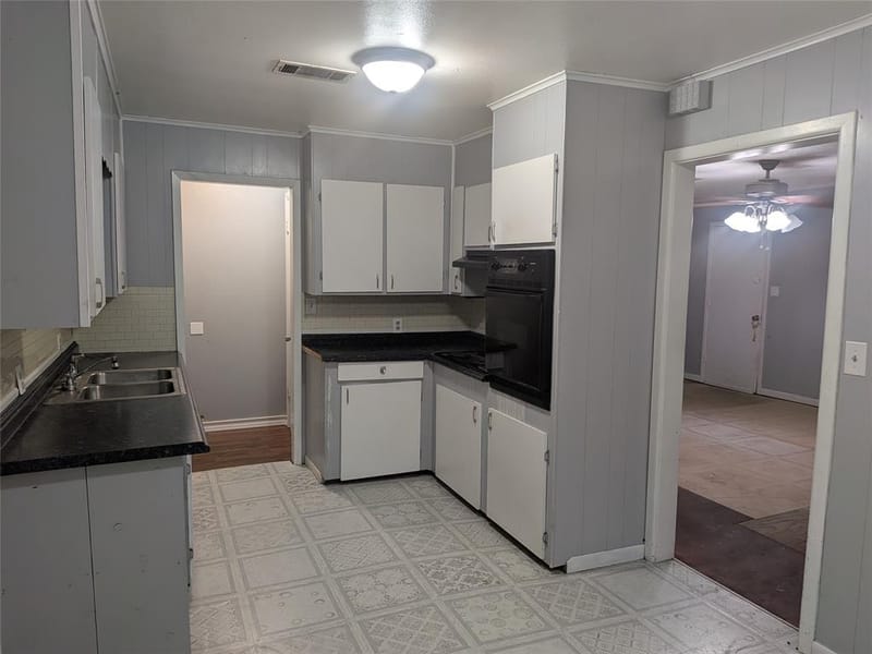 2009 County Road 4619, Athens TX 75752 - Photo 16