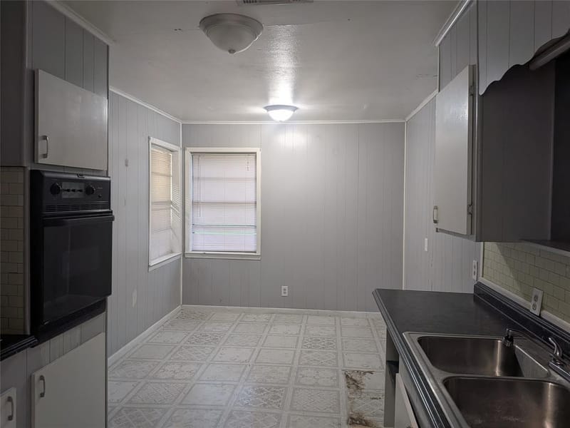 2009 County Road 4619, Athens TX 75752 - Photo 11