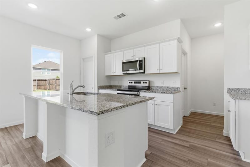 1648 Hossler Trail, Fort Worth TX 76052 - Photo 11