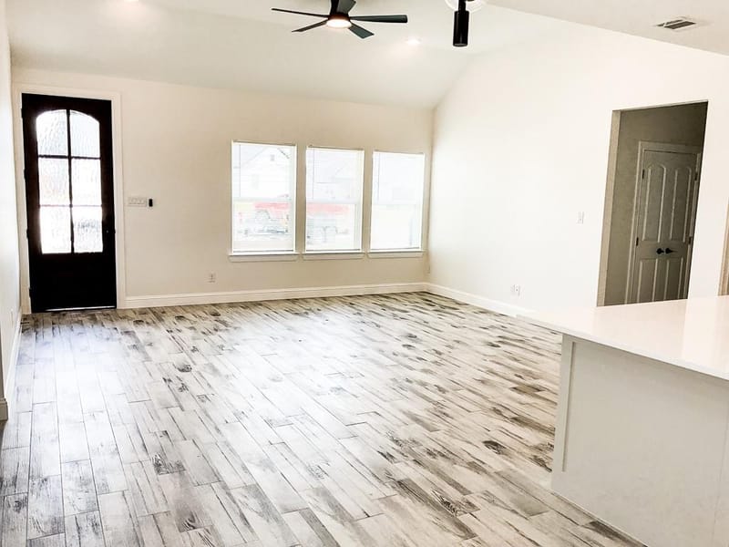 201 Bluff Court, Godley TX 76044 - Photo 6