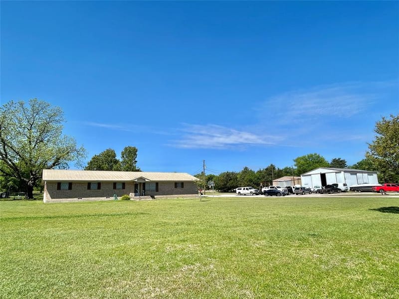 1651 Fm 371, Gainesville TX 76240