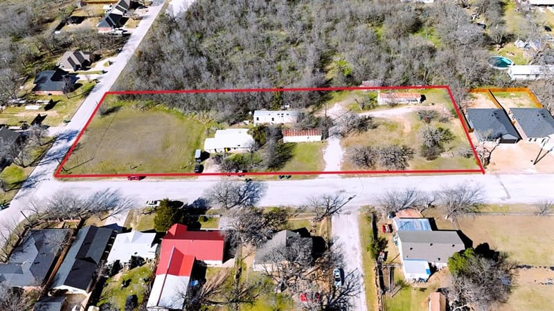 1311 Irvin Street, Bridgeport TX 76426 - Photo 2