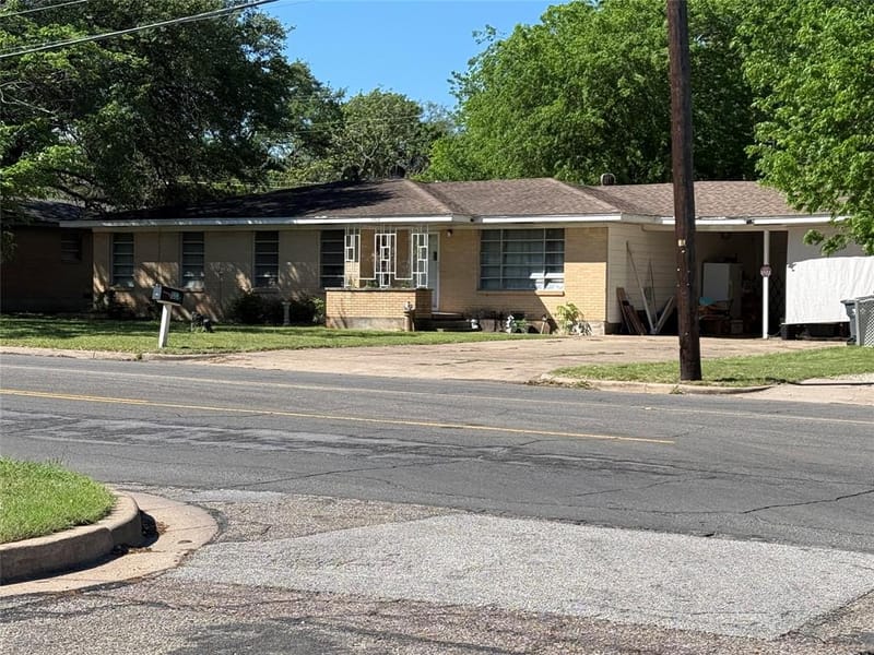 2408 Lake Air Drive, Waco TX 76710 - Photo 3