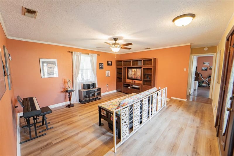 201 Westwood Street, Breckenridge TX 76424 - Photo 6