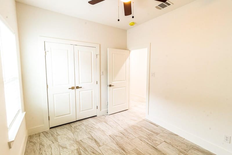 536 Highview Court, Godley TX 76044 - Photo 17