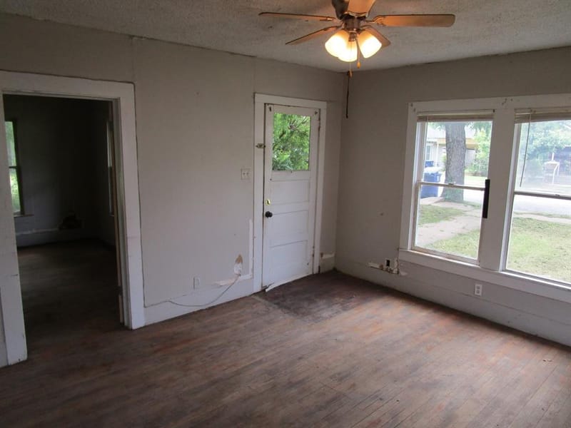 1812 8th Street, Brownwood TX 76801 - Photo 9