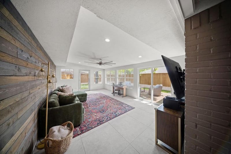 12220 Coolmeadow Lane, Dallas TX 75218 - Photo 17