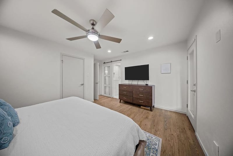 12220 Coolmeadow Lane, Dallas TX 75218 - Photo 20