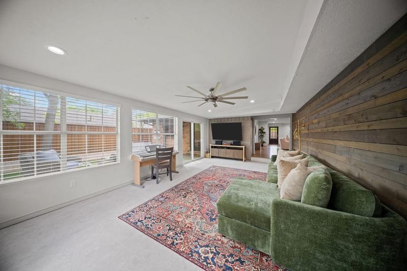 12220 Coolmeadow Lane, Dallas TX 75218 - Photo 18