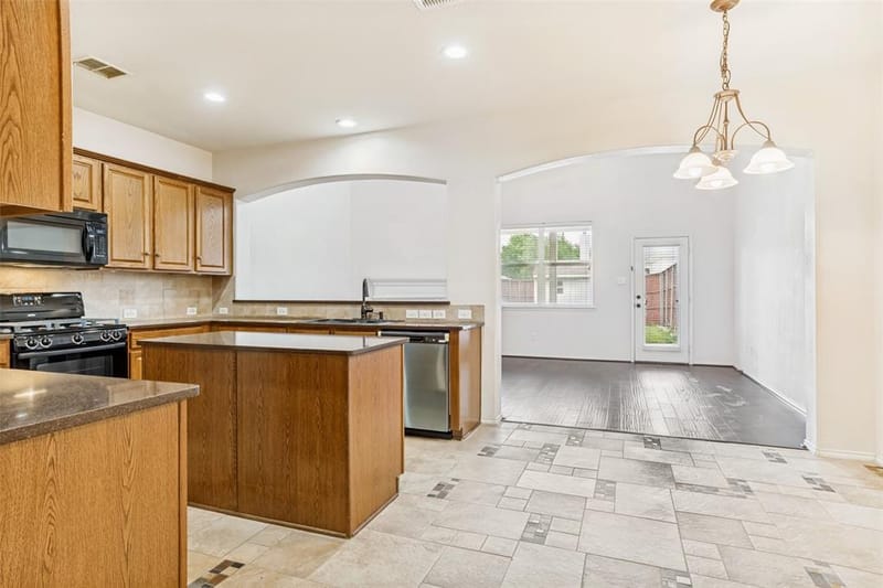 1926 Rustic Creek Drive, Garland TX 75040 - Photo 7